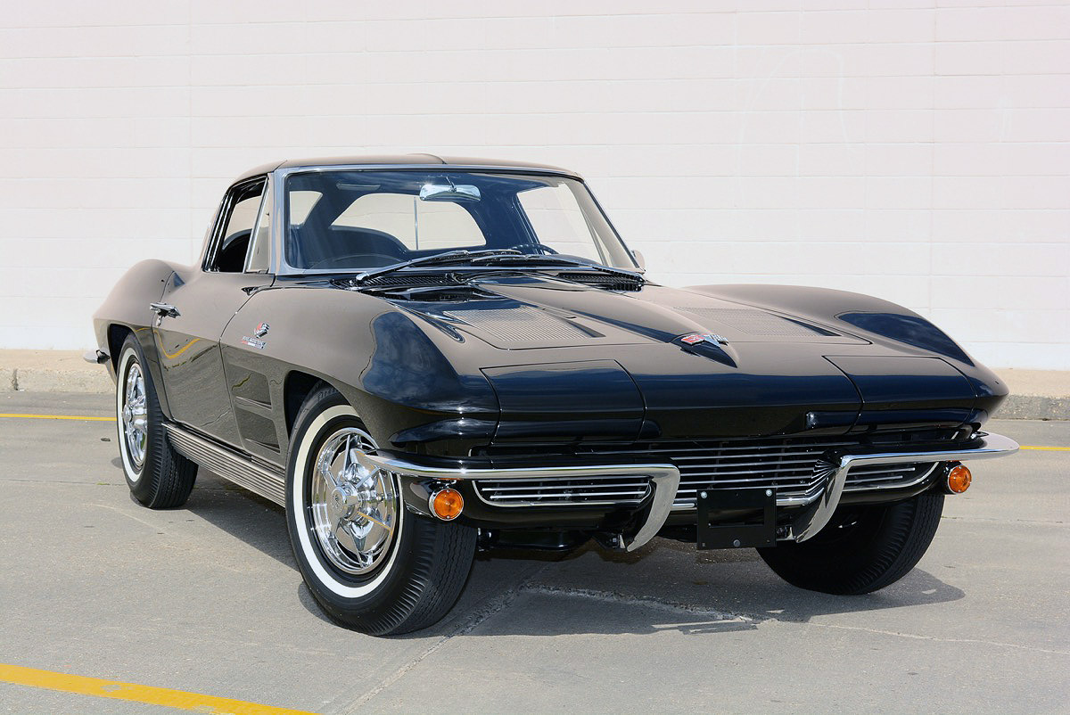 1963-Chevrolet-Corvette-FI-01