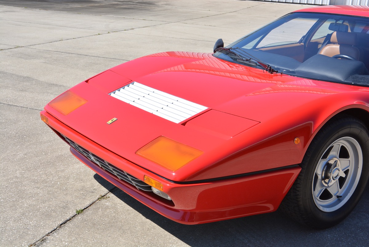1982-Ferrari-512BBi-06