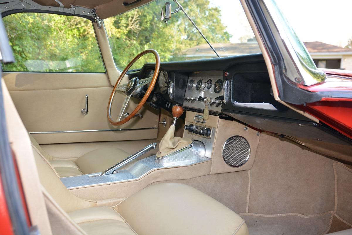 1963-Jaguar-XKE-Roadster-For-Sale-032