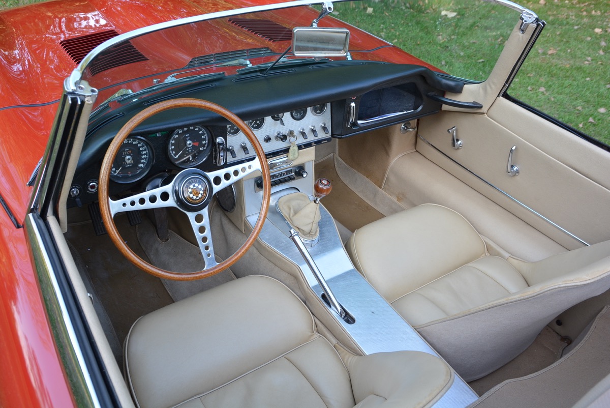 1963-Jaguar-XKE-Roadster-For-Sale-038