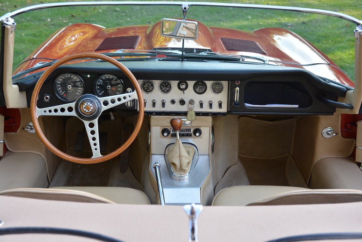 1963-Jaguar-XKE-Roadster-For-Sale-042